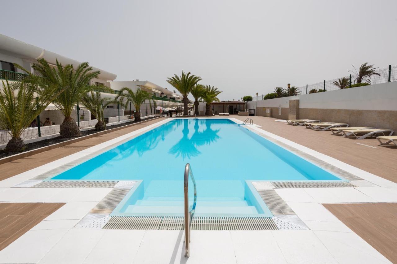Home2Book Casa Los Chispos Corralejo, Terrace&Pool Extérieur photo