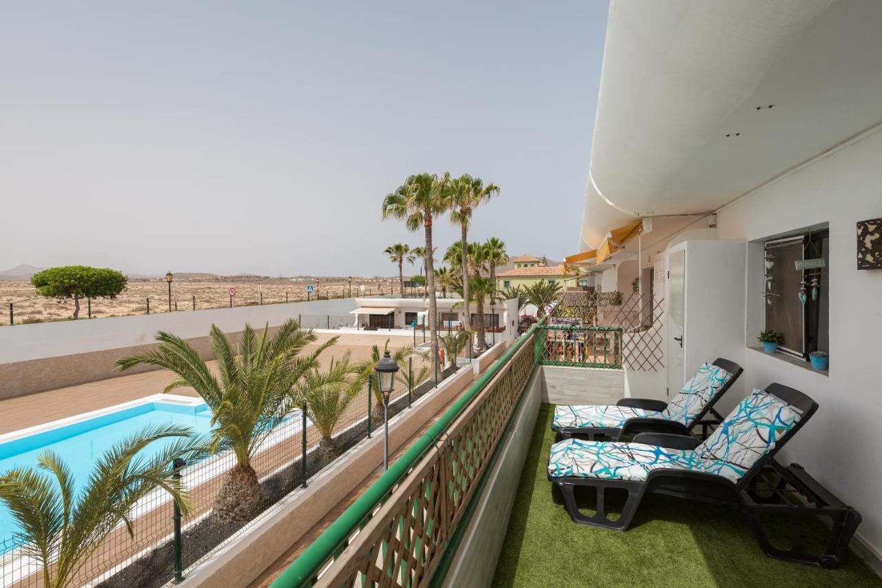 Home2Book Casa Los Chispos Corralejo, Terrace&Pool Extérieur photo